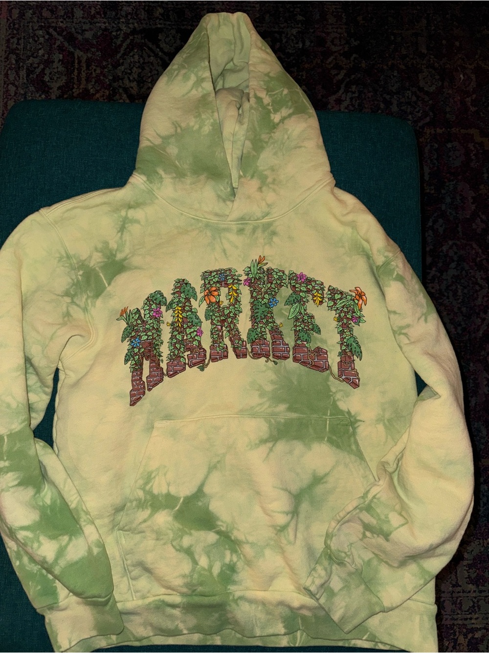 Market Green Tie-Dye Floral Graphic Hoodie